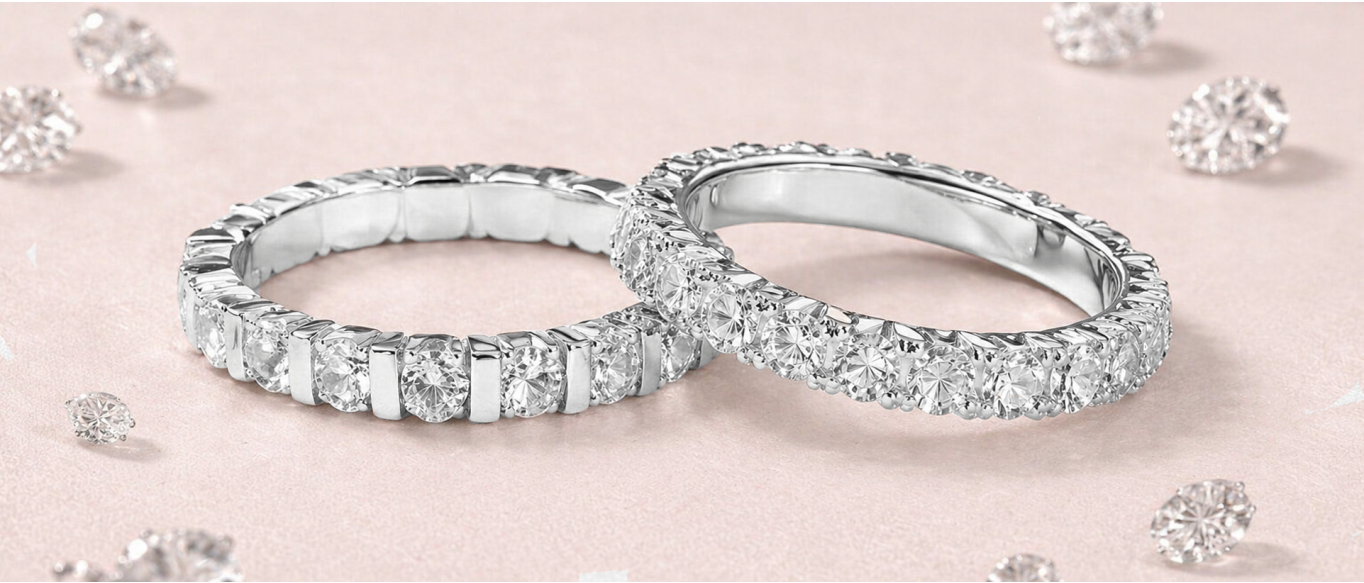 Ghidul Coriolan despre diamante - două inele eternity cu diamante înconjurate de diamante nemontate