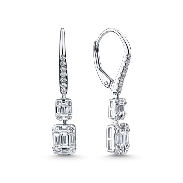 Cercei din aur alb de 18K cu diamante baghetă și rotunde cu montură de tip iluzie (0,950 ct)