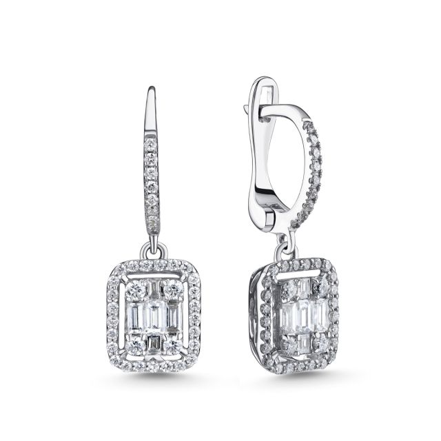 Cercei din aur alb de 18K cu diamante baghetă și rotunde (0,670 ct)