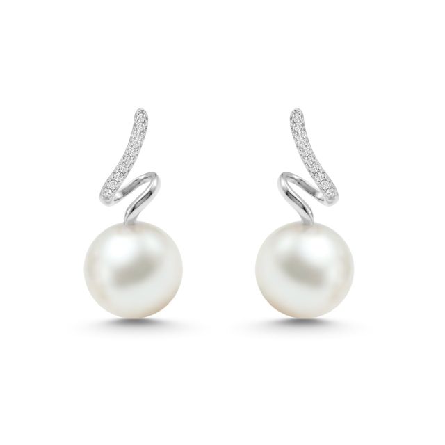 Cercei lungi din aur de 18K cu perle și diamante