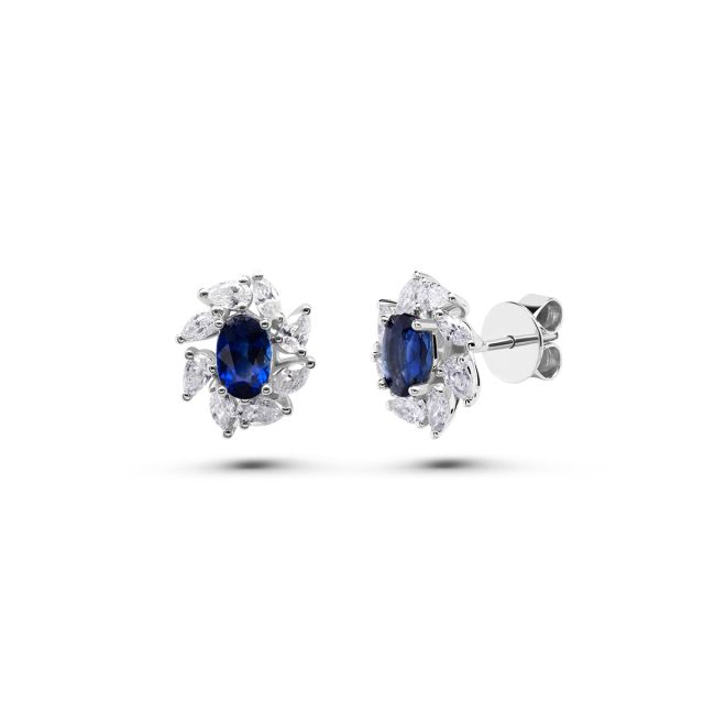 Cercei din aur alb de 18K cu safire ovale și diamante lacrimă