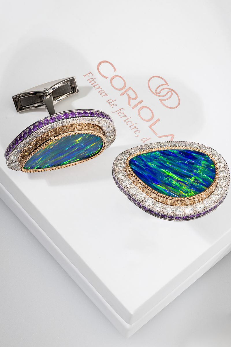 Coriolan bespoke cufflinks in 18K white and rose gold