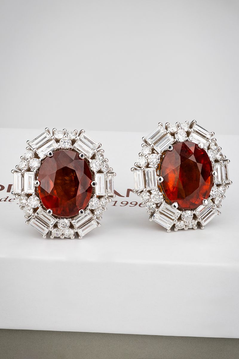 Coriolan bespoke earrings in 18K white gold